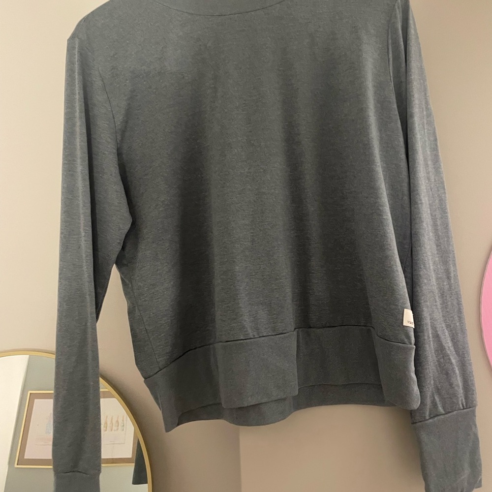 Vuori Women's Charcoal Sweatshirt